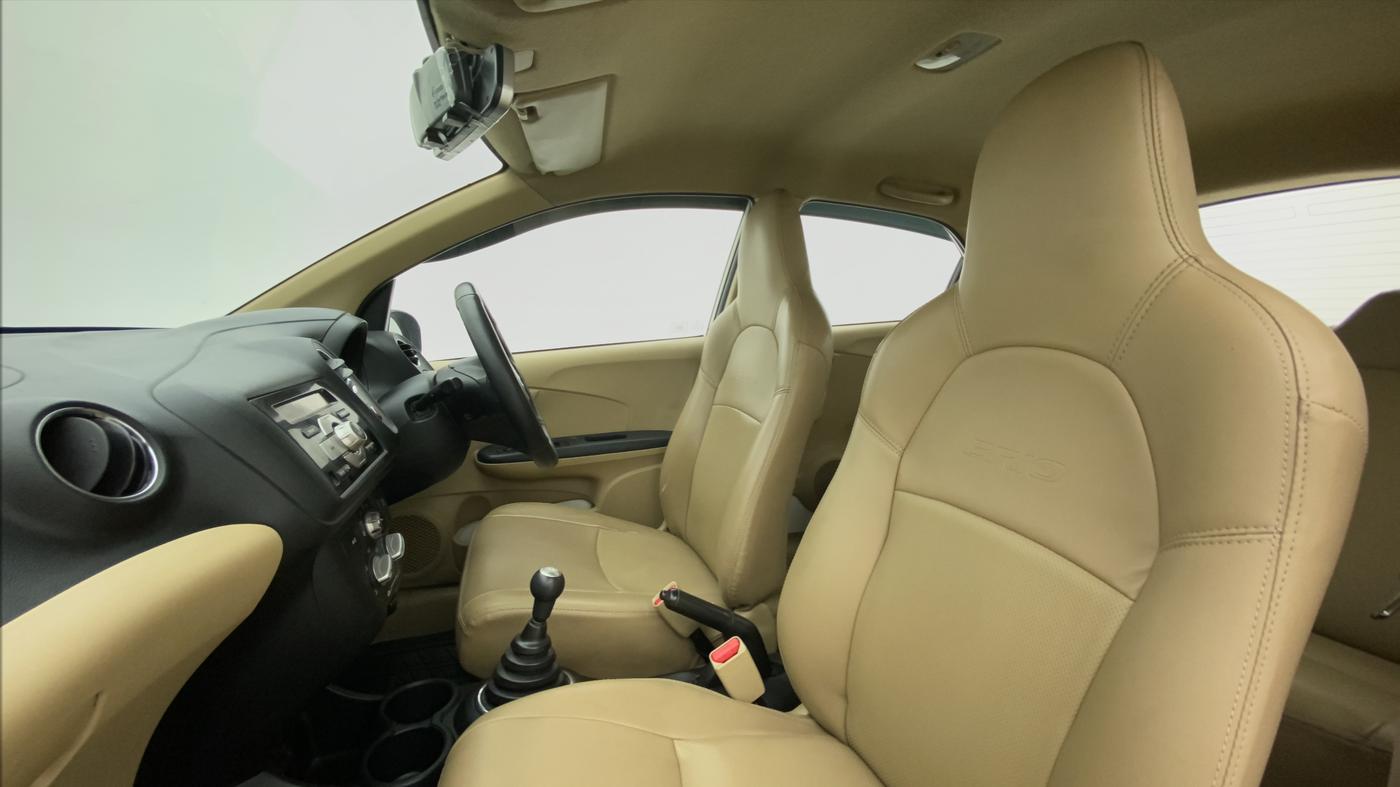 2014 Honda Brio S MT, Petrol, Manual, 50,925 km, Right Side Front Door Cabin