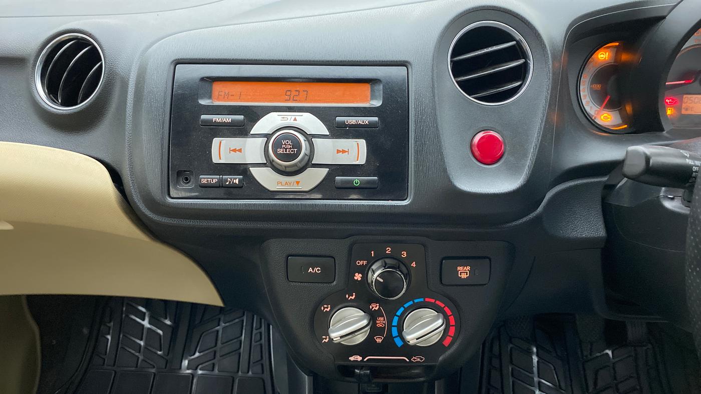 2014 Honda Brio S MT, Petrol, Manual, 50,925 km, Air Conditioner