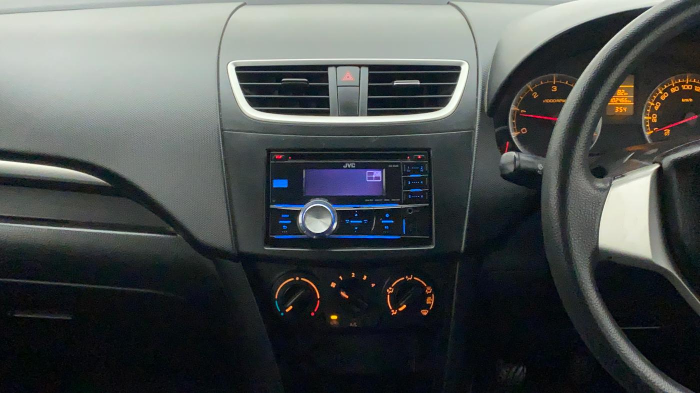2012 Maruti Swift VDI, Diesel, Manual, 1,02,466 km, Air Conditioner
