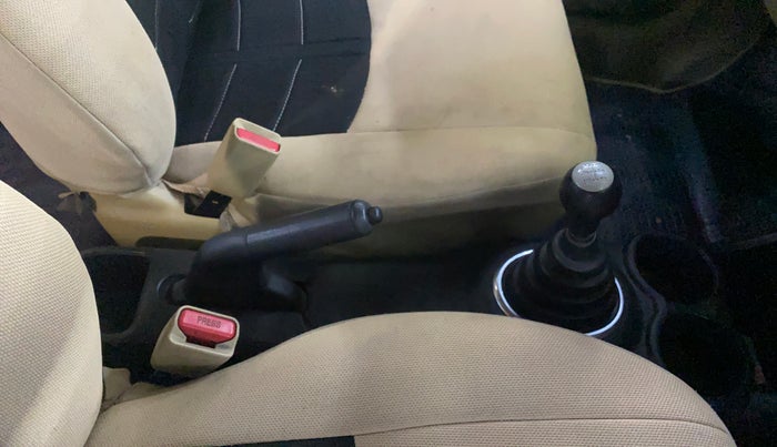 2016 Honda Amaze 1.2L I-VTEC SX, Petrol, Manual, 47,700 km, Gear Lever