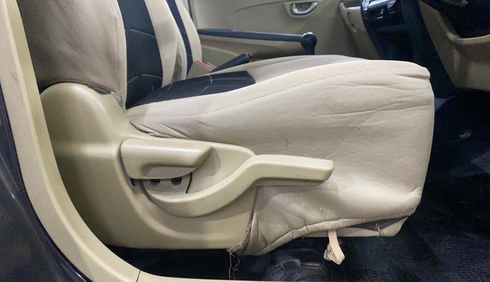 2016 Honda Amaze 1.2L I-VTEC SX, Petrol, Manual, 47,700 km, Driver Side Adjustment Panel