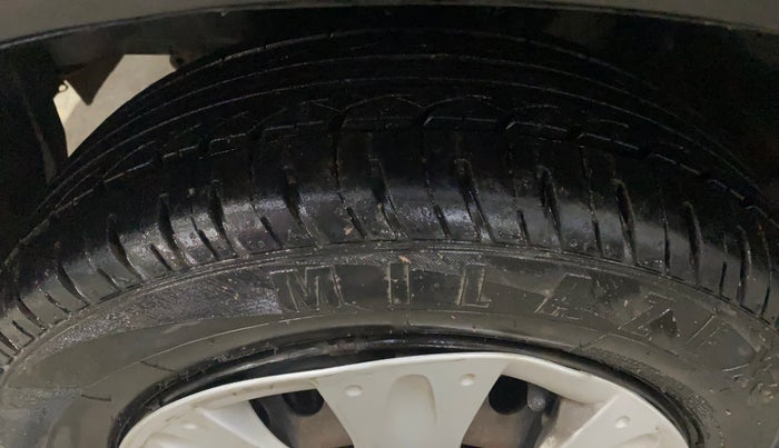 2016 Honda Amaze 1.2L I-VTEC SX, Petrol, Manual, 47,700 km, Left Front Tyre Tread