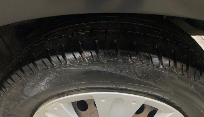 2016 Honda Amaze 1.2L I-VTEC SX, Petrol, Manual, 47,700 km, Left Rear Tyre Tread