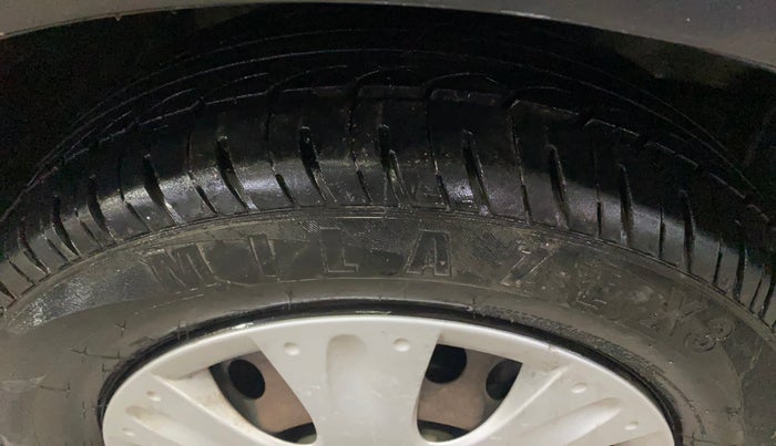 2016 Honda Amaze 1.2L I-VTEC SX, Petrol, Manual, 47,700 km, Right Front Tyre Tread