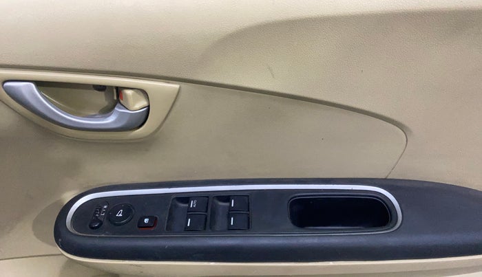 2016 Honda Amaze 1.2L I-VTEC SX, Petrol, Manual, 47,700 km, Driver Side Door Panels Control