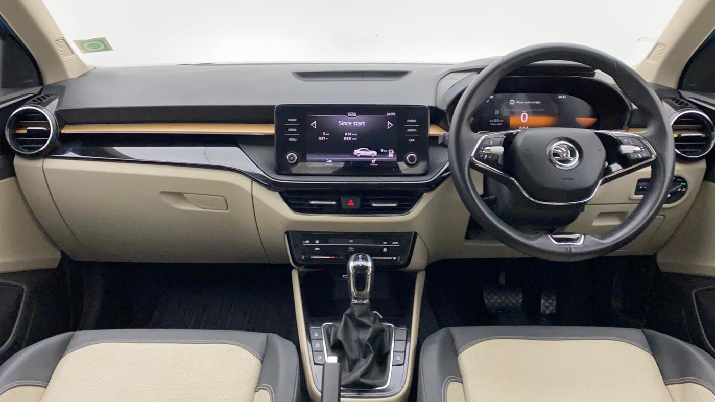2023 Skoda SLAVIA STYLE 1.5L TSI DSG, Petrol, Automatic, 5,200 km, Dashboard