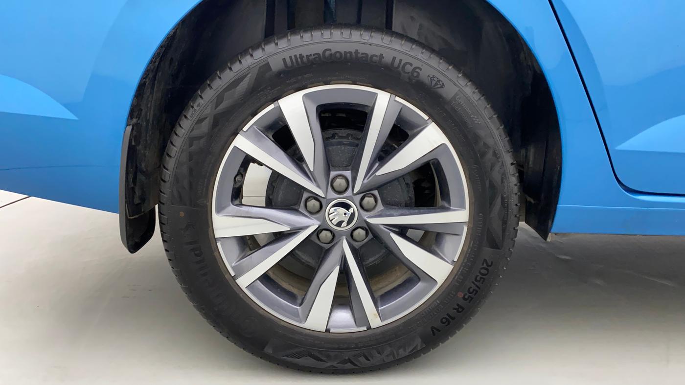 2023 Skoda SLAVIA STYLE 1.5L TSI DSG, Petrol, Automatic, 5,200 km, Right Rear Wheel