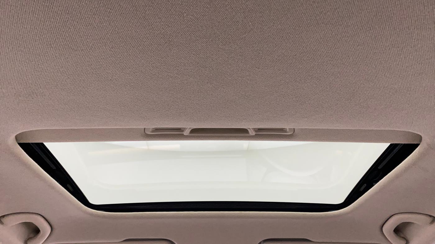 2023 Skoda SLAVIA STYLE 1.5L TSI DSG, Petrol, Automatic, 5,200 km, Moonroof/ Sunroof