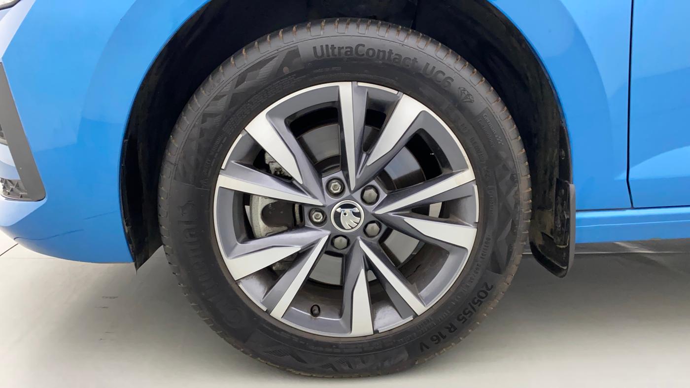 2023 Skoda SLAVIA STYLE 1.5L TSI DSG, Petrol, Automatic, 5,200 km, Left Front Wheel