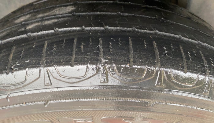 2019 Jeep Compass SPORT 1.4 PETROL, Petrol, Manual, 87,586 km, Left Rear Tyre Tread