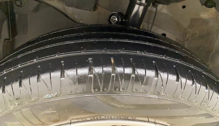 2018 Honda Amaze 1.2L I-VTEC VX, Petrol, Manual, 75,196 km, Left Front Tyre Tread