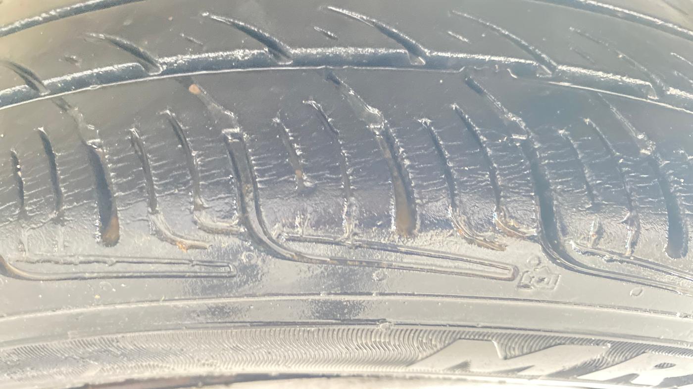 2014 Maruti Alto K10 VXI, Petrol, Manual, 97,003 km, Left Rear Tyre Tread