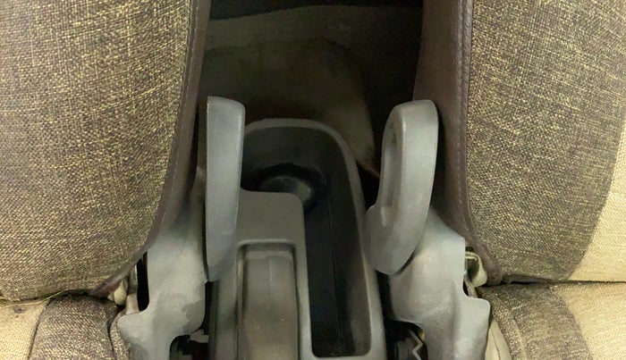 2012 Hyundai i10 MAGNA 1.1, Petrol, Manual, 72,222 km, Driver Side Adjustment Panel