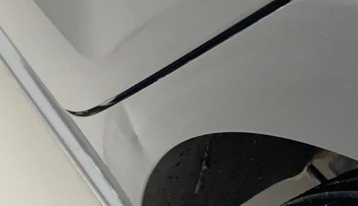 2015 Volkswagen Vento HIGHLINE 1.6 MPI, Petrol, Manual, 46,764 km, Left quarter panel - Slightly dented