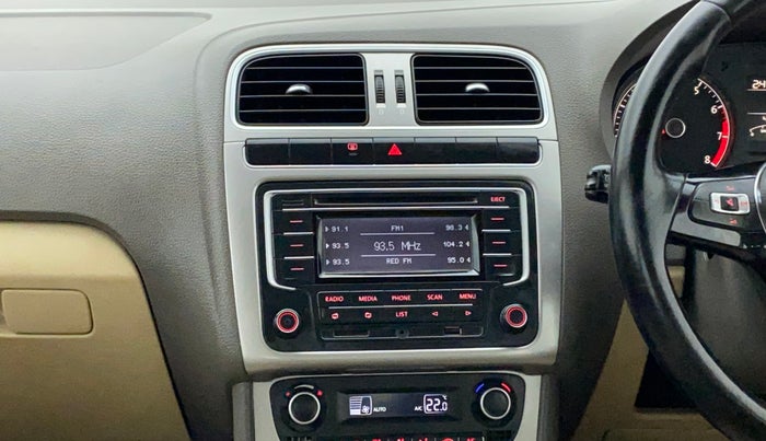 2015 Volkswagen Vento HIGHLINE 1.6 MPI, Petrol, Manual, 46,764 km, Air Conditioner