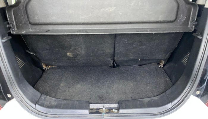 2013 Maruti Wagon R 1.0 VXI, Petrol, Manual, 87,989 km, Boot Inside