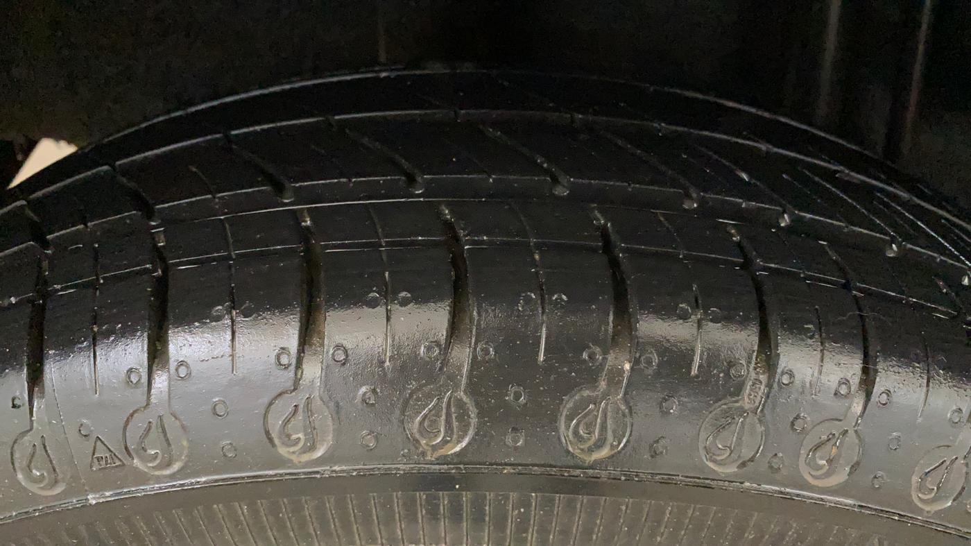 2021 Datsun Redi Go A, Petrol, Manual, 19,942 km, Right Rear Tyre Tread