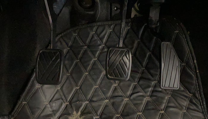 2022 Maruti New Wagon-R LXI CNG (O) 1.0, CNG, Manual, 67,029 km, Pedals