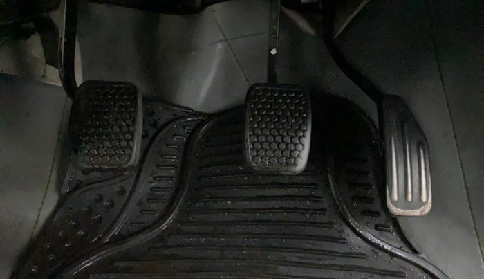 2014 Maruti Alto K10 VXI, Petrol, Manual, 55,819 km, Pedals
