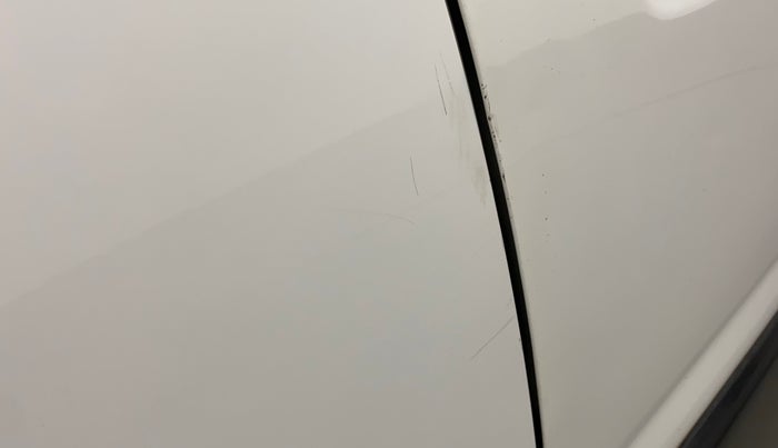 2014 Maruti Alto K10 VXI, Petrol, Manual, 55,819 km, Right rear door - Minor scratches