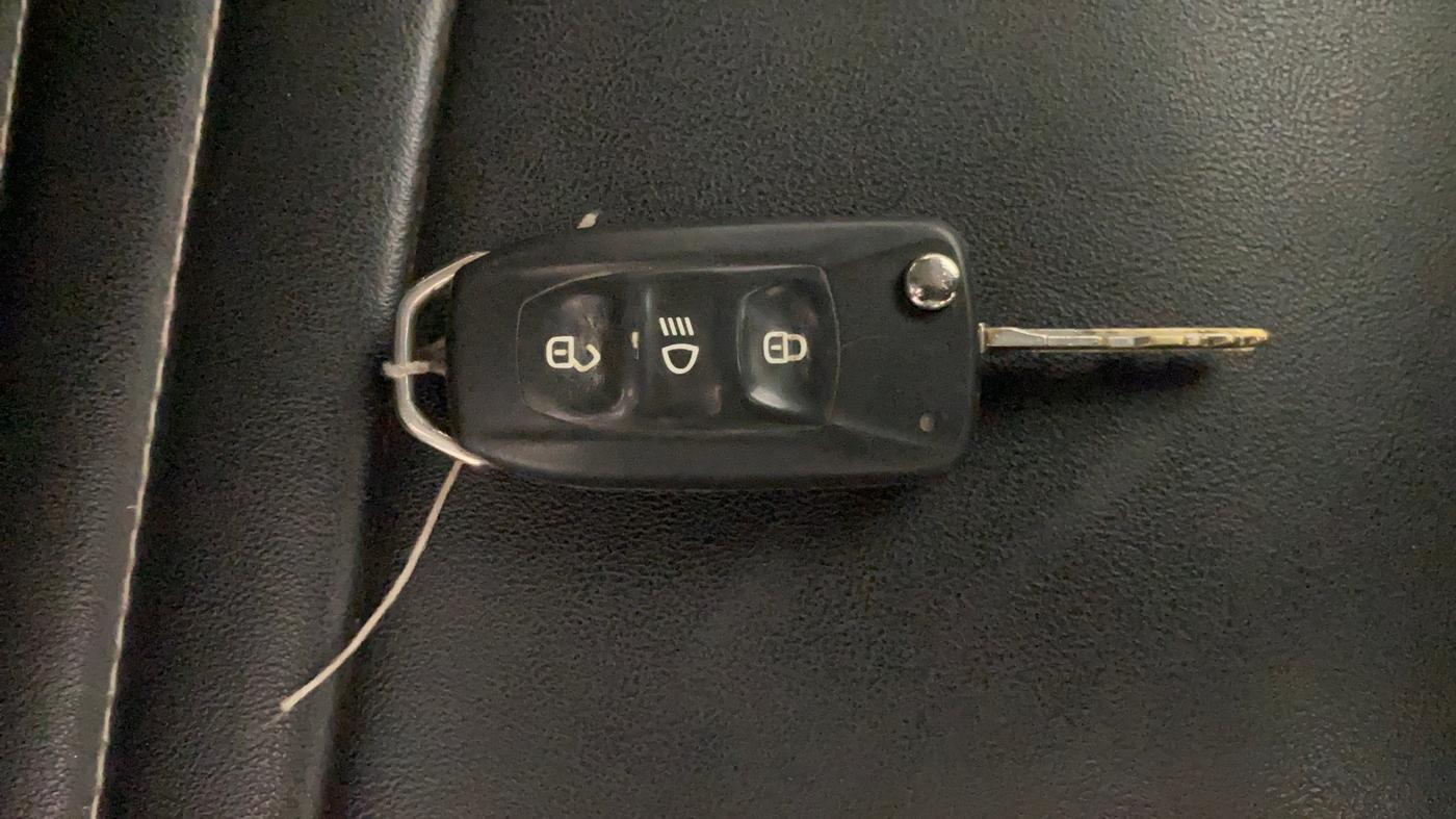 2017 Tata Tiago XZA PETROL, Petrol, Automatic, 79,891 km, Key Close Up