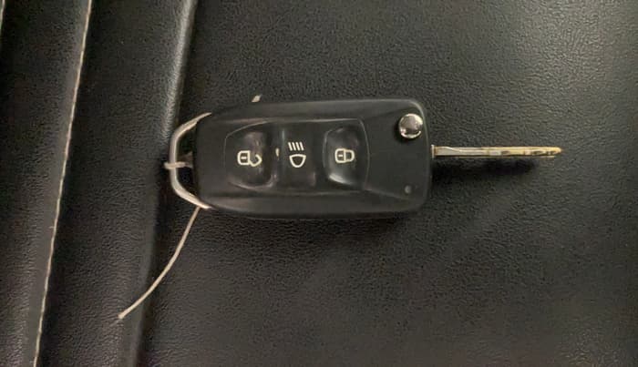 2017 Tata Tiago XZA PETROL, Petrol, Automatic, 79,891 km, Key Close Up