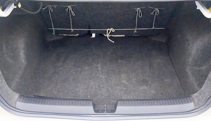 2018 Volkswagen Ameo HIGHLINE PLUS 1.5L AT 16 ALLOY, Diesel, Automatic, 35,770 km, Boot Inside