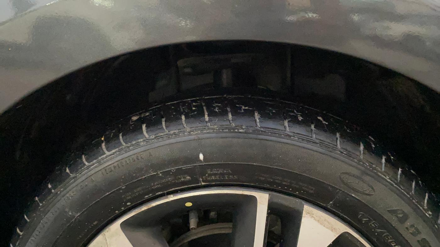 2020 Tata TIGOR XZ PLUS PETROL, Petrol, Manual, 15,146 km, Right Front Tyre Tread