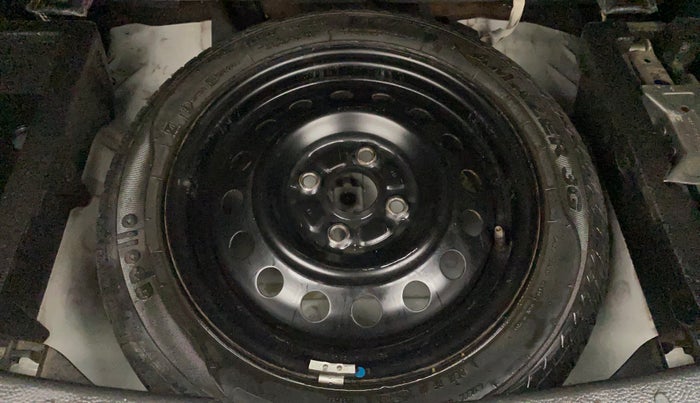 2014 Maruti Wagon R 1.0 VXI, Petrol, Manual, 60,813 km, Spare Tyre