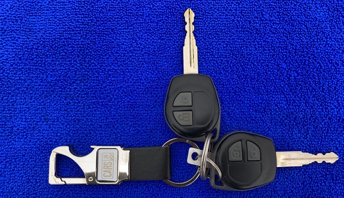 2014 Maruti Wagon R 1.0 VXI, Petrol, Manual, 60,813 km, Key Close Up