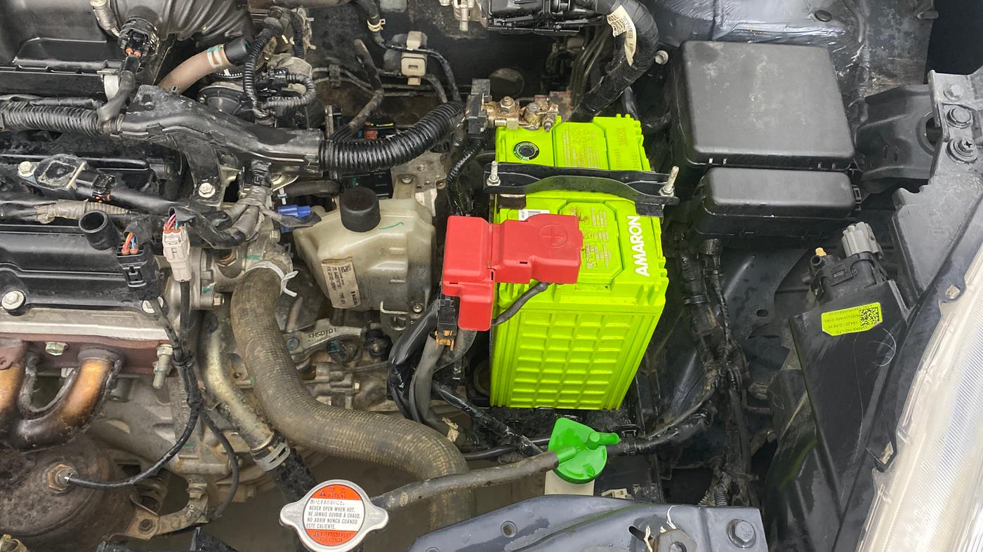 2020 Maruti Swift VXI AMT, Petrol, Automatic, 76,457 km, Engine View - Left