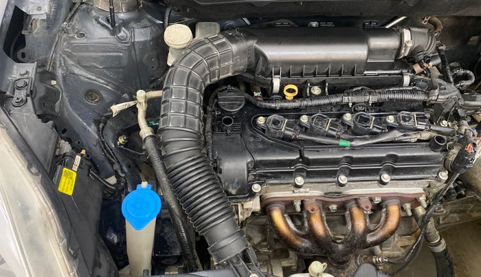 2020 Maruti Swift VXI AMT, Petrol, Automatic, 76,457 km, Engine View - Right