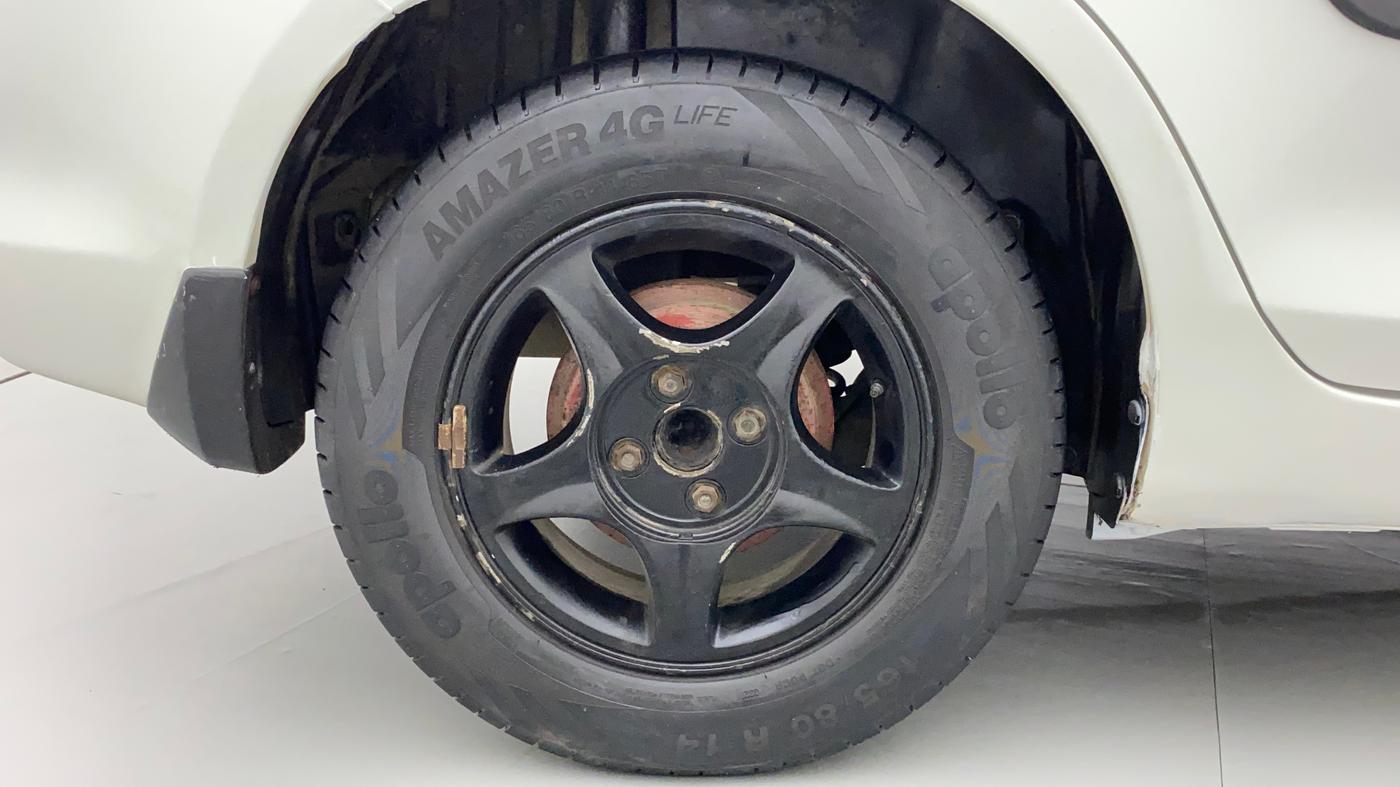 2016 Maruti Swift Dzire VDI ABS, Diesel, Manual, 1,05,283 km, Right Rear Wheel