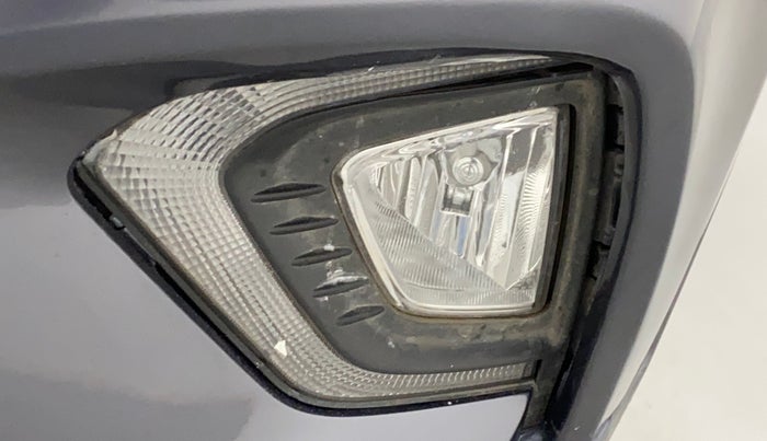 2018 Hyundai Creta SX 1.6 DIESEL, Diesel, Manual, 1,28,516 km, Left fog light - Not fixed properly