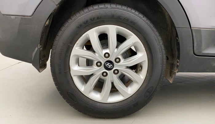 2018 Hyundai Creta SX 1.6 DIESEL, Diesel, Manual, 1,28,516 km, Right Rear Wheel