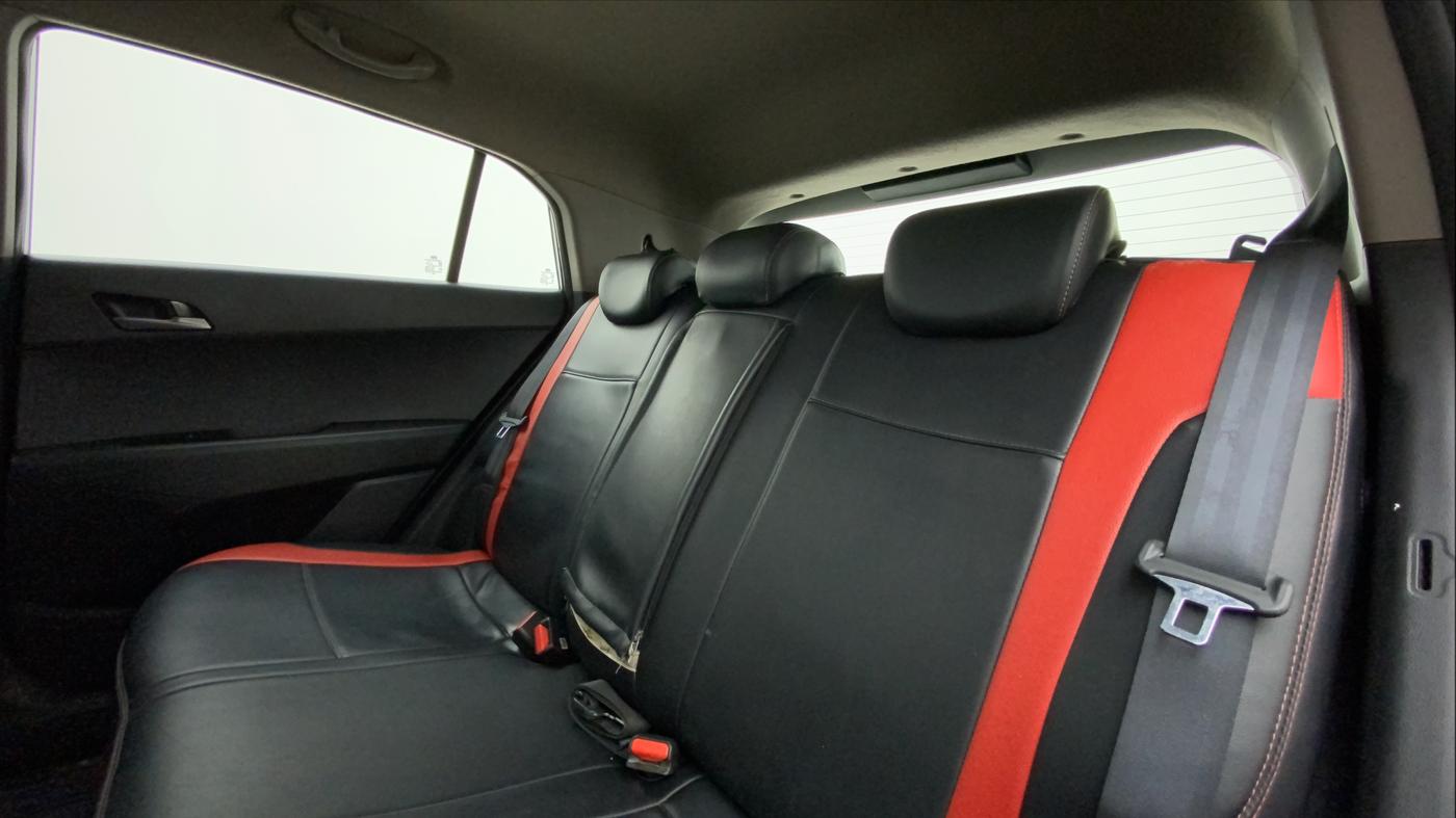 2016 Hyundai Creta SX PLUS AT 1.6 PETROL, Petrol, Automatic, 74,364 km, Right Side Rear Door Cabin