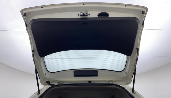 2016 Hyundai Creta SX PLUS AT 1.6 PETROL, Petrol, Automatic, 74,364 km, Boot Door Open