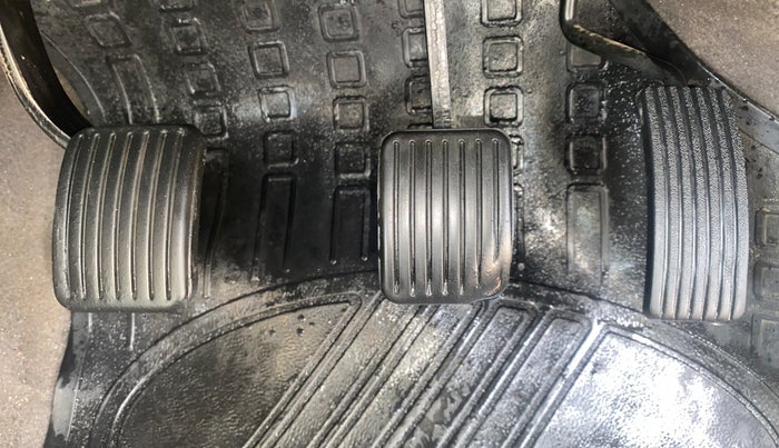 2013 Hyundai i10 MAGNA 1.1, Petrol, Manual, 46,735 km, Pedals