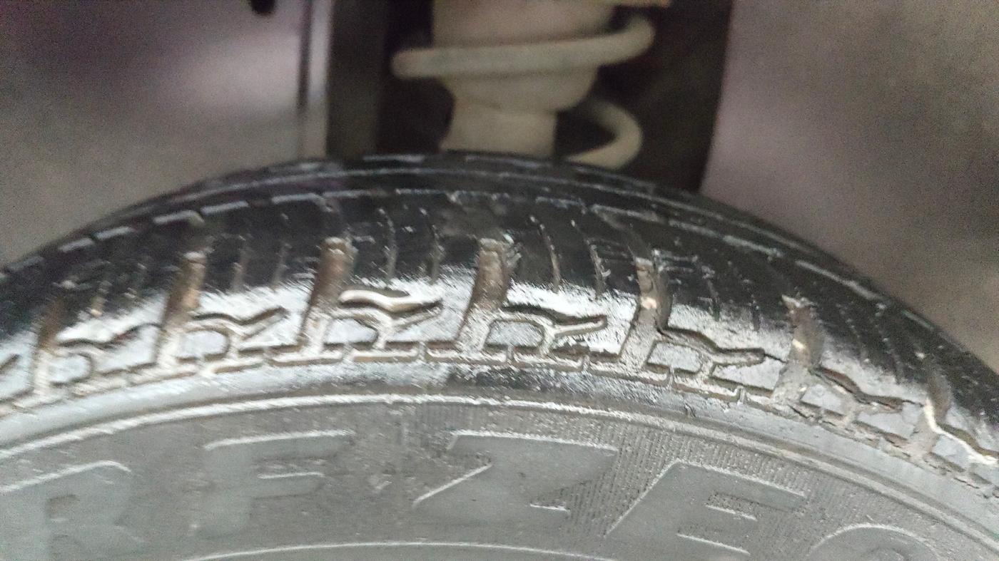 2014 Tata Nano TWIST XT, Petrol, Manual, 15,105 km, Left Rear Tyre Tread