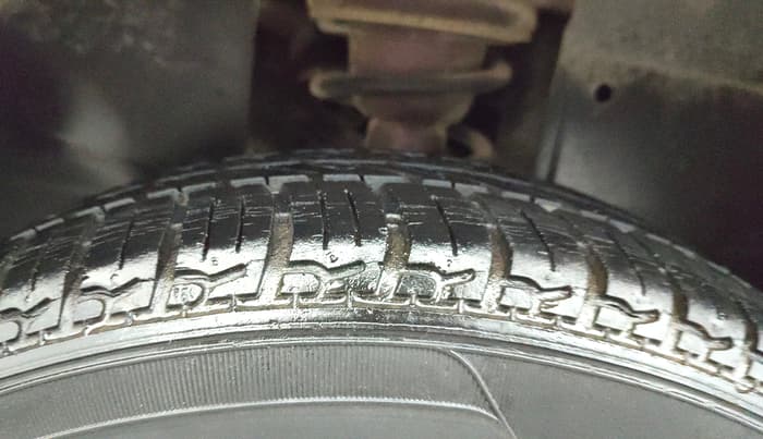 2014 Tata Nano TWIST XT, Petrol, Manual, 15,105 km, Right Rear Tyre Tread