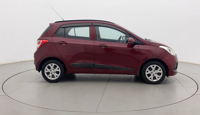 2015 Hyundai Grand i10 SPORTZ 1.2 KAPPA VTVT, Petrol, Manual, 41,168 km, Right Side View