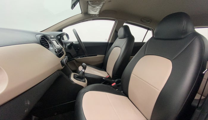 2015 Hyundai Grand i10 SPORTZ 1.2 KAPPA VTVT, Petrol, Manual, 41,168 km, Right Side Front Door Cabin