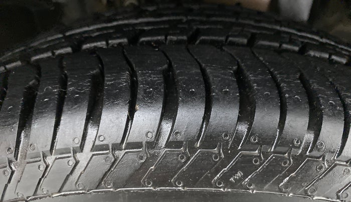 2019 Ford Ecosport 1.5 TITANIUM TI VCT, Petrol, Manual, 13,914 km, Right Front Tyre Tread