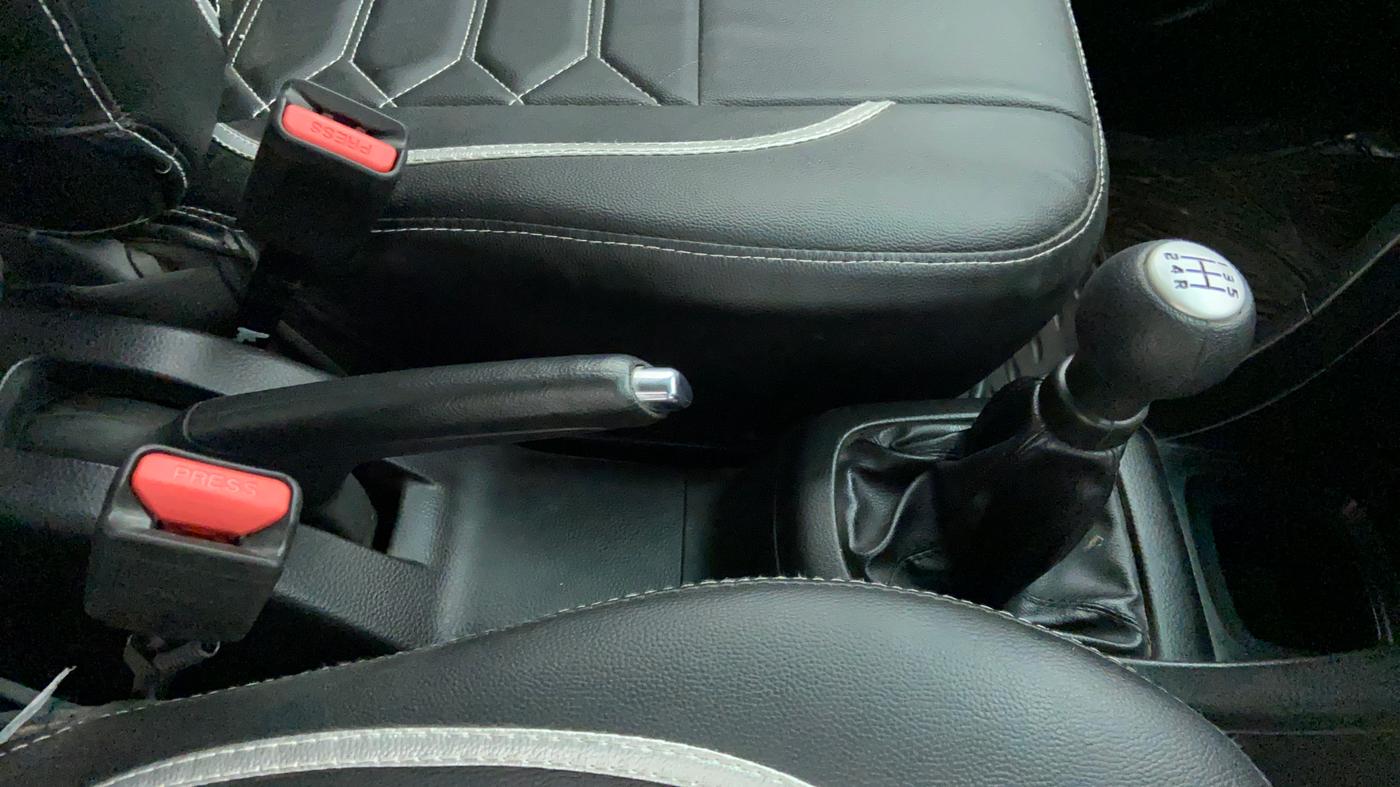 2015 Maruti Swift VDI ABS, Diesel, Manual, Gear Lever