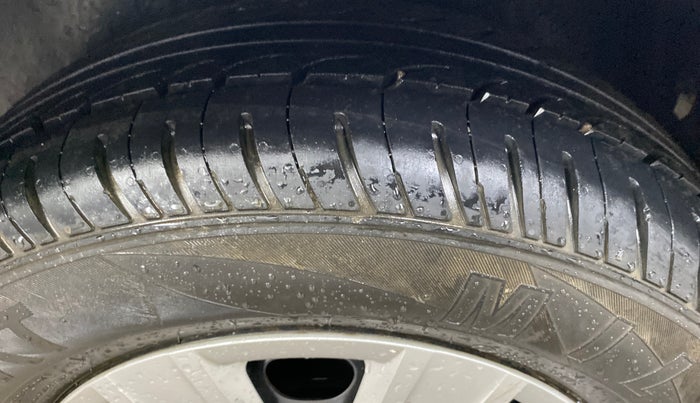 2021 Volkswagen Polo TRENDLINE 1.0L, Petrol, Manual, 57,229 km, Left Rear Tyre Tread