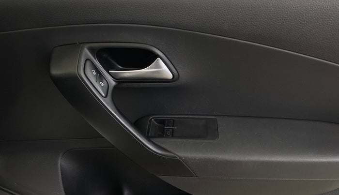 2021 Volkswagen Polo TRENDLINE 1.0L, Petrol, Manual, 57,229 km, Driver Side Door Panels Control