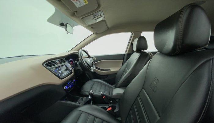 2018 Hyundai Elite i20 ASTA 1.2 (O), Petrol, Manual, 22,543 km, Right Side Front Door Cabin