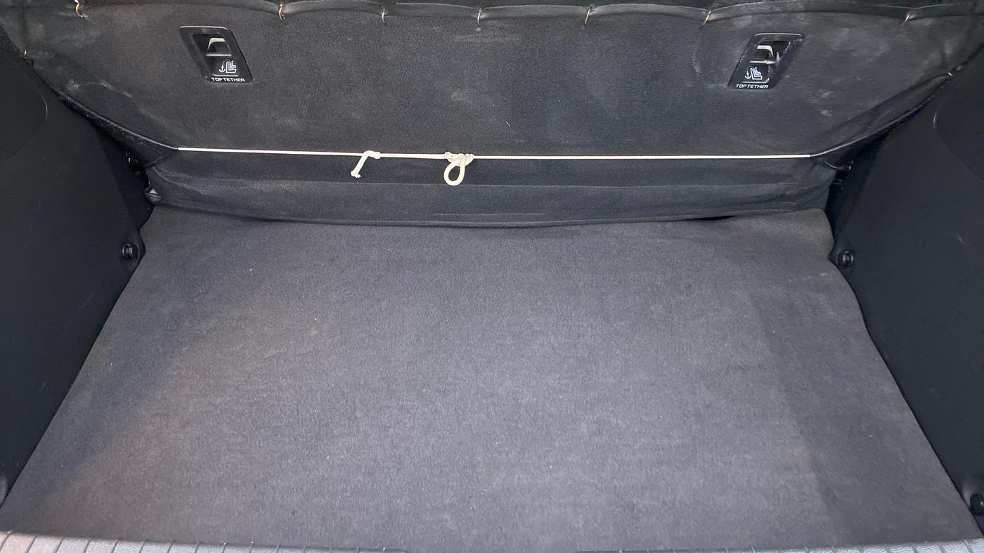 2018 Hyundai Elite i20 ASTA 1.2 (O), Petrol, Manual, 22,543 km, Boot Inside