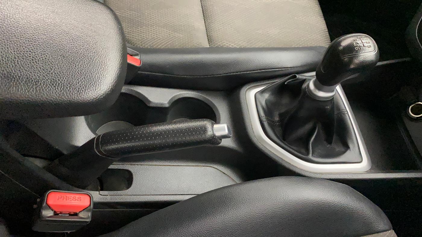 2020 Hyundai Creta E PLUS 1.6 DIESEL, Diesel, Manual, 59,078 km, Gear Lever