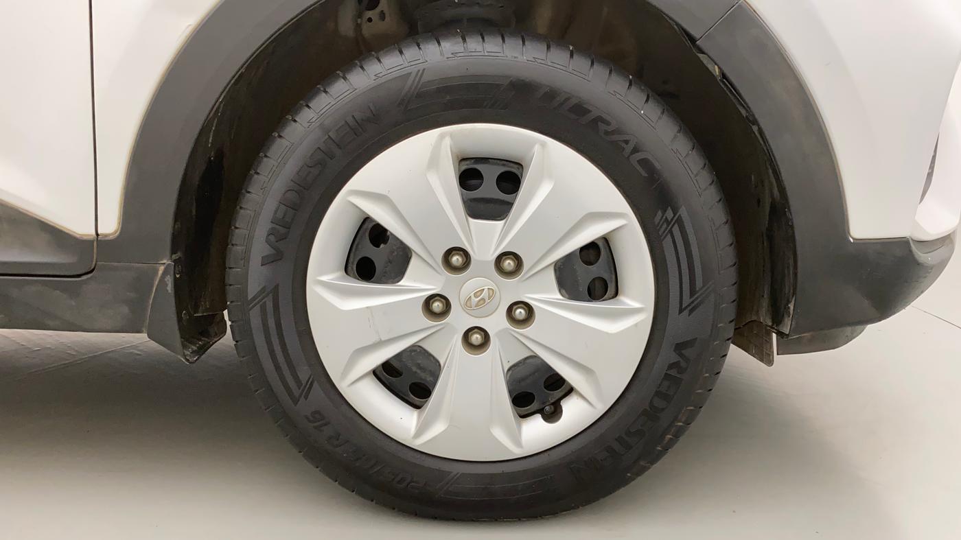 2020 Hyundai Creta E PLUS 1.6 DIESEL, Diesel, Manual, 59,078 km, Right Front Wheel